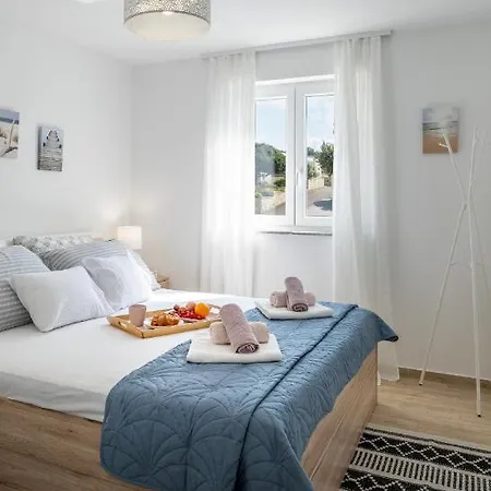 A&d Apartment *