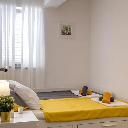 Apartment A&d *